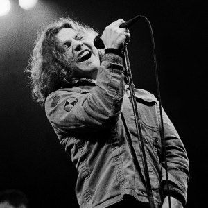 CHICAGO, IL - MARCH 7: Singer Eddie Vedder of Pearl Jam performs at the Chicago Stadium on March 7, 1994 in Chicago, Illinois. (Photo by Paul Natkin/Wire Image)