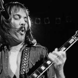 UNITED KINGDOM - OCTOBER 27: Photo of HUMBLE PIE and Steve MARRIOTT; with Humble Pie, performing live onstage (Photo by David Redfern/Redferns)