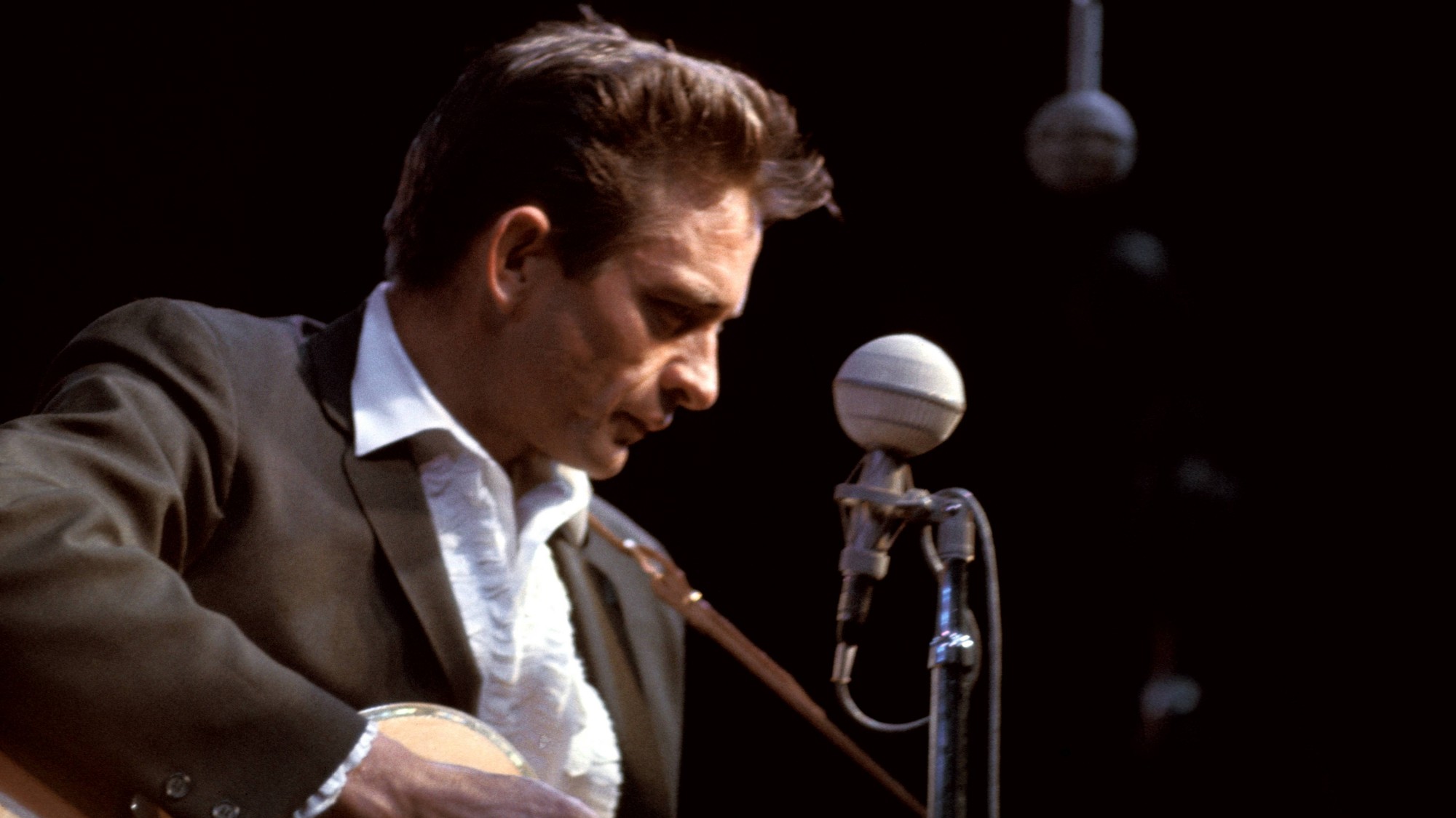 3 Country Songs From the 1960s That Still Influence Singers, Songwriters, and Bands Today