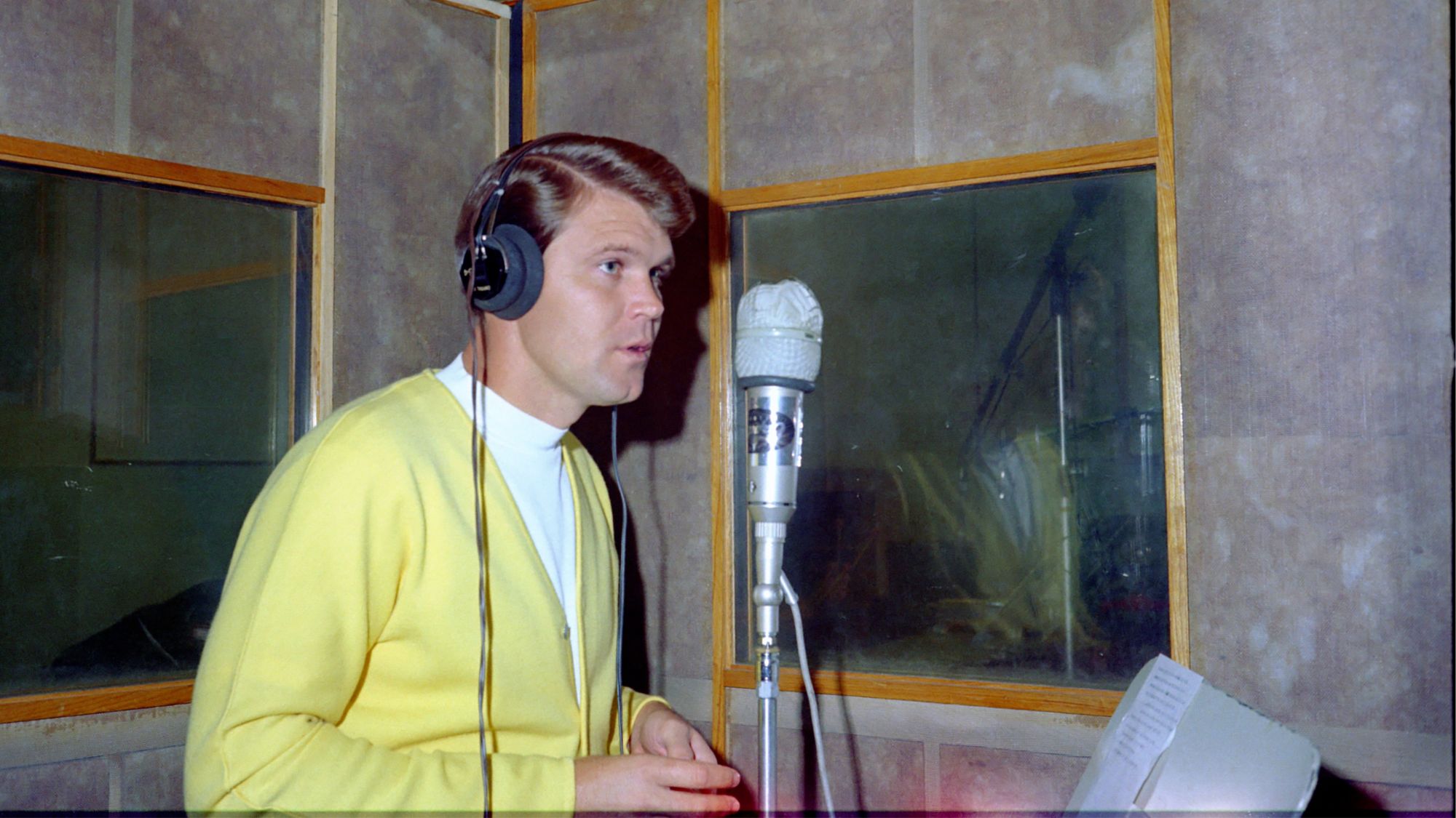 On This Day in 1969, Glen Campbell Was in the Midst of an Impressive Run Thanks to This Unintentional Protest Anthem
