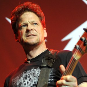 Former Metallica Bassist Jason Newsted Speaks Out After Throat Cancer Battle