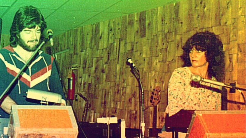 Born on This Day in 1945, One Half of the Country Music Husband and Wife Duo Who Scored One of the Most Unforgettable No 1 Hits Ever