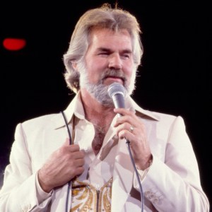 When I Say "Play Some Country Music" This Kenny Rogers Performance of His Signature 1970s Classic Is Exactly What I Mean