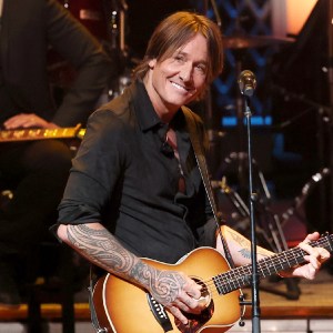 Keith Urban to Preview Upcoming Album Flow State During the AMA Awards