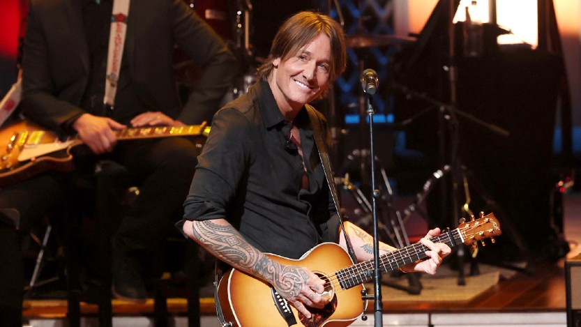 Keith Urban to Preview Upcoming Album Flow State During the AMA Awards