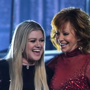 Kelly Clarkson and Reba McEntire Kept the Party Going at Blake Shelton and Miranda Lambert’s Wedding
