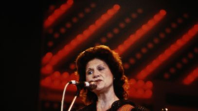 On This Day in 1952, Kitty Wells Recorded This Fiery Rebuttal to a Hank Thompson Hit