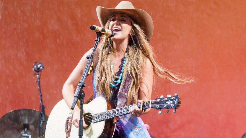 Lainey Wilson Gets Real About Overdoing It in the Studio on Latest Hit: "I Just Let It All Go"