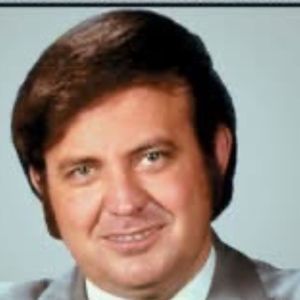 Born in Georgia on This Day in 1936, the First Country Artist to Ever Write, Sing and Publish a No. 1 Hit