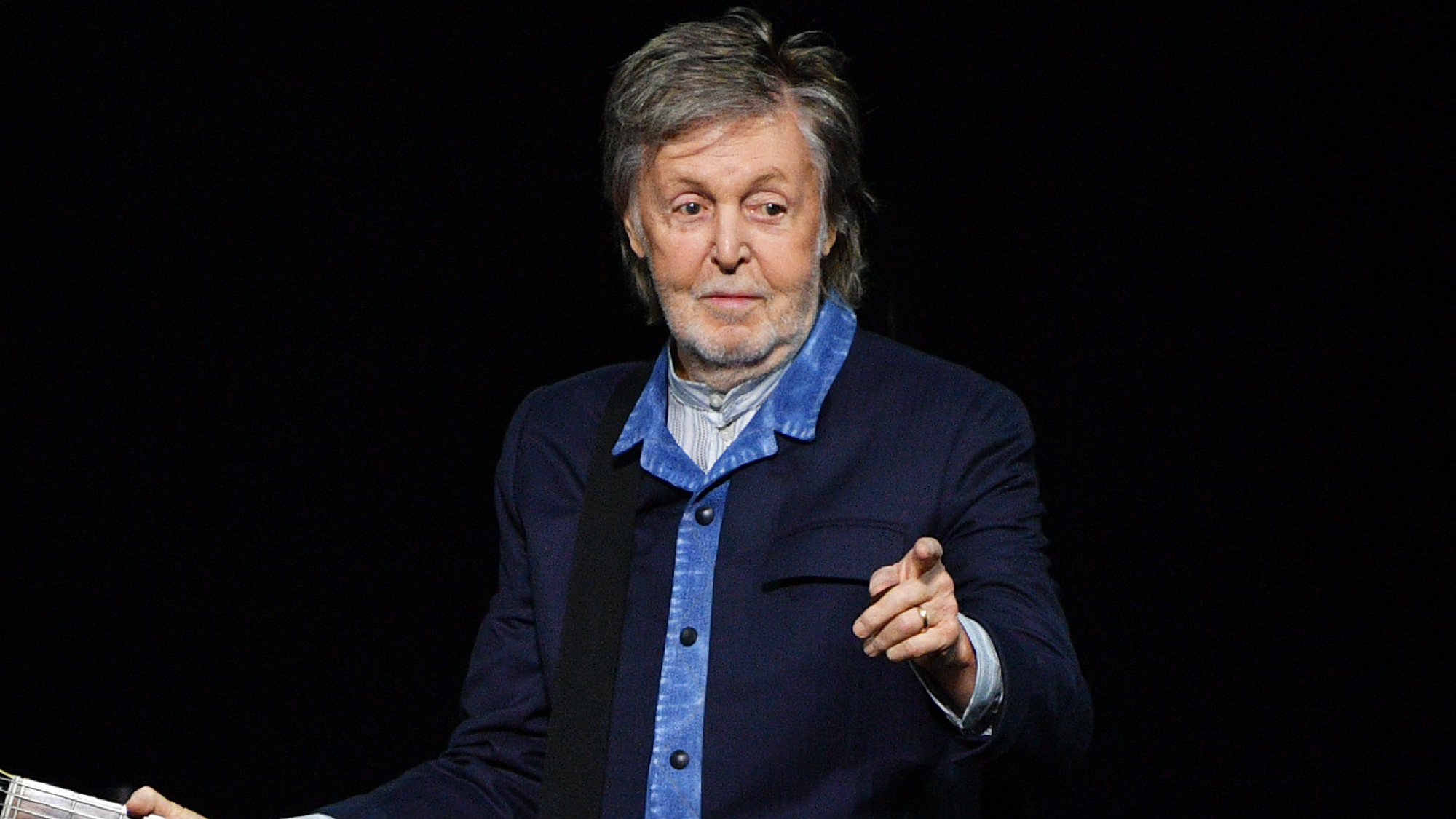 Paul McCartney Left Confused After Watching Bob Dylan Perform: “I Would Like To Hear It. And I Paid”