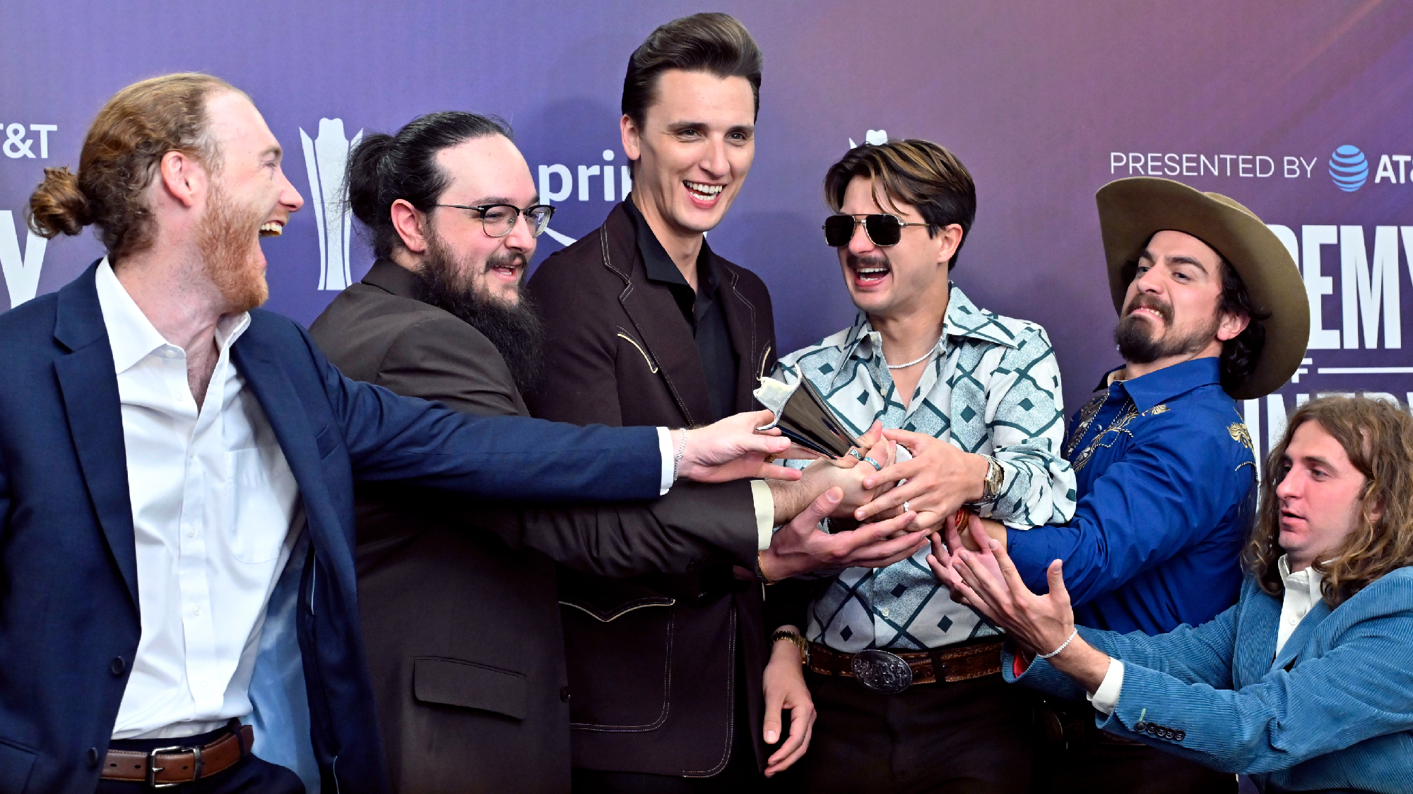 We Almost Died”: ACM Winners Open up About Frightening Jet Trouble Before Awards Show - American Songwriter