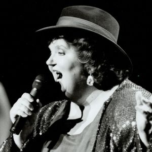 Born on This Day in 1944, the Canadian Country Singer Who Outsold Garth Brooks and Clint Black