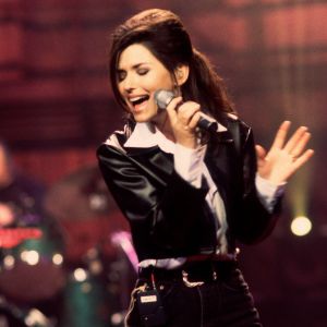 On the Charts This Day 30 Years Ago, Shania Twain Topped the Country Charts With the Only No. 1 Hit She Didn’t Write Herself