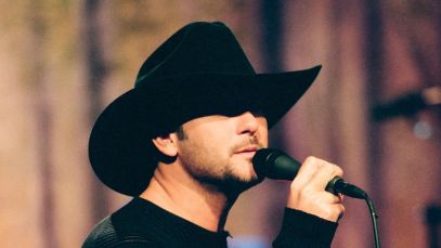 On the Charts This Day in 1999, Tim McGraw Was on Top With This Tearjerker Originally Recorded by Rodney Crowell
