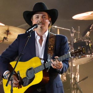 Zach Top Delivers a Classic Country Moment at the ACM Awards