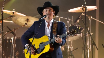 Zach Top Delivers a Classic Country Moment at the ACM Awards