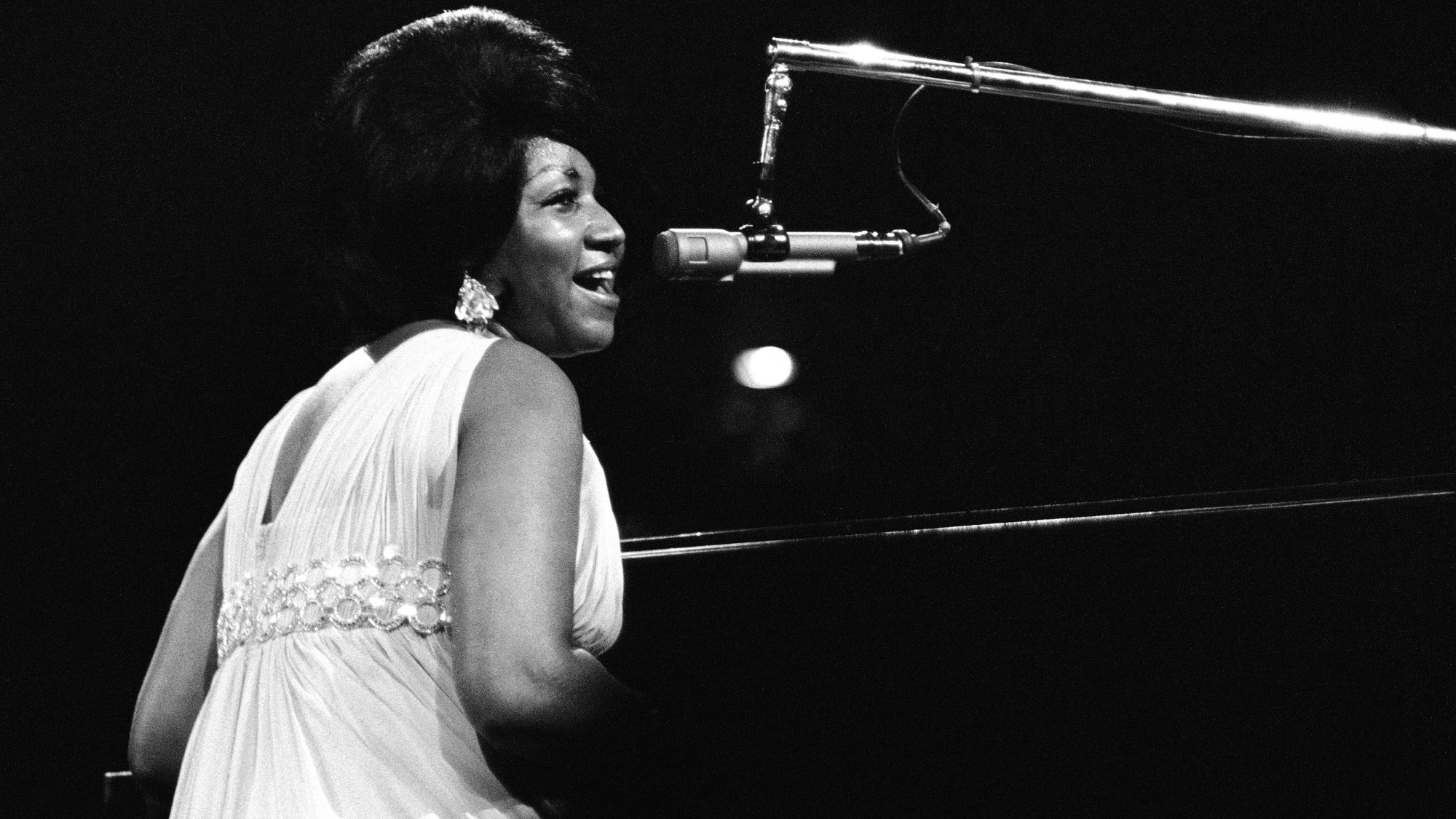 Remember When Aretha Franklin Scored Her First No. 1 Pop Hit in 1967?