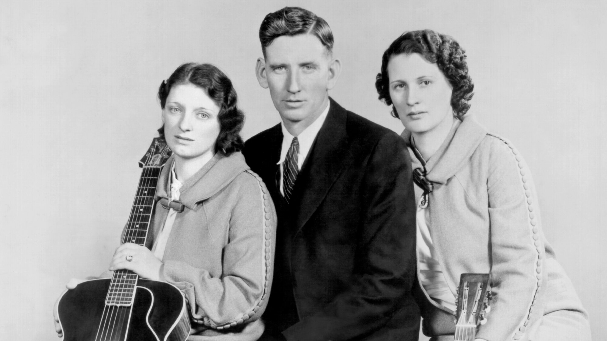 Born in Missouri 134 Years Ago Today, the Trailblazer Who Recorded the First Country Songs and Created the Modern Music Industry