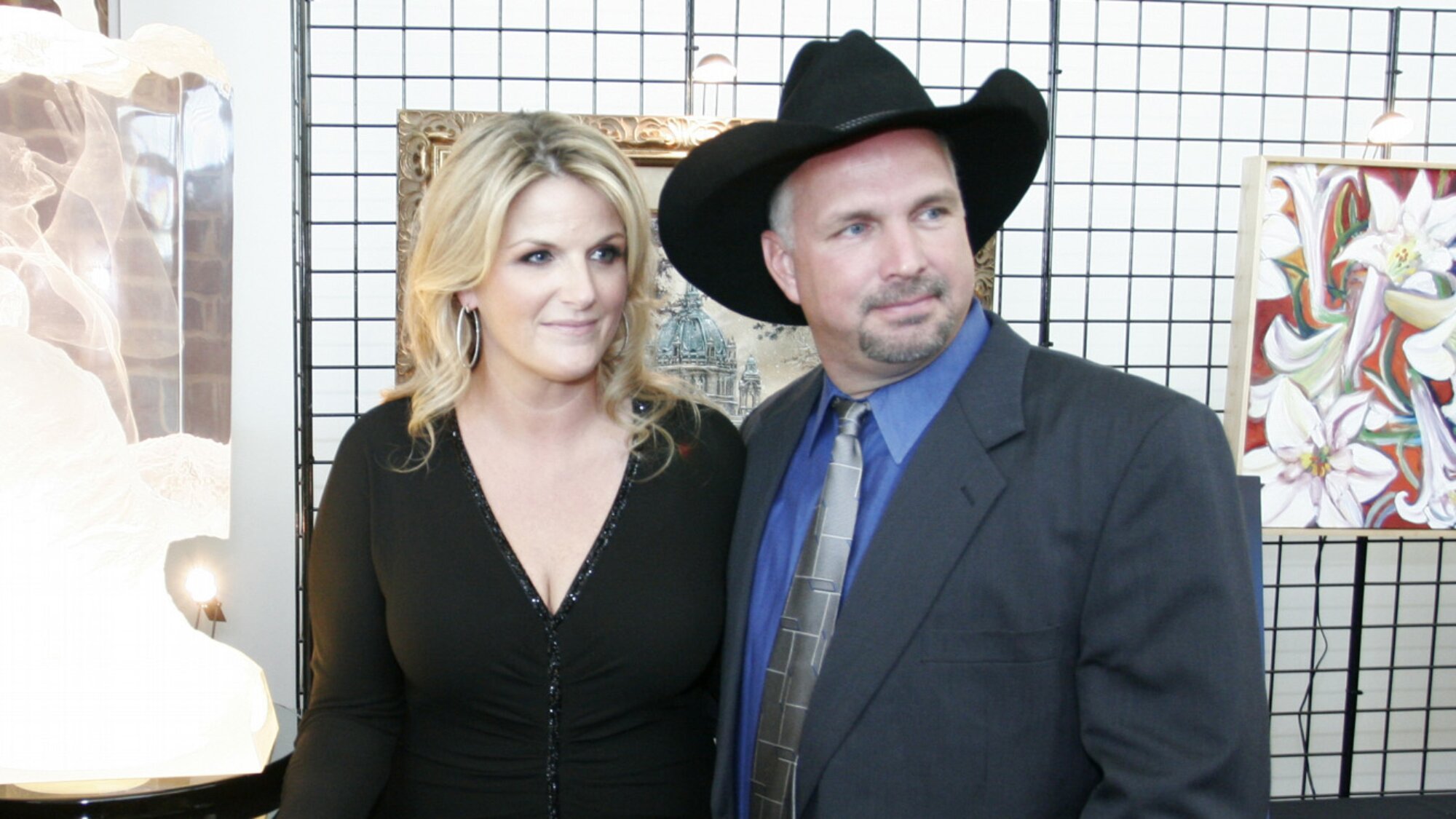 On This Day in 2005, a Bronze Statue Inspired a Modern Country Legend To Propose to His Superstar Girlfriend