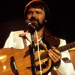4 of Glen Campbell's Most Magical Duets, Even Though They Weren't All Big Hits