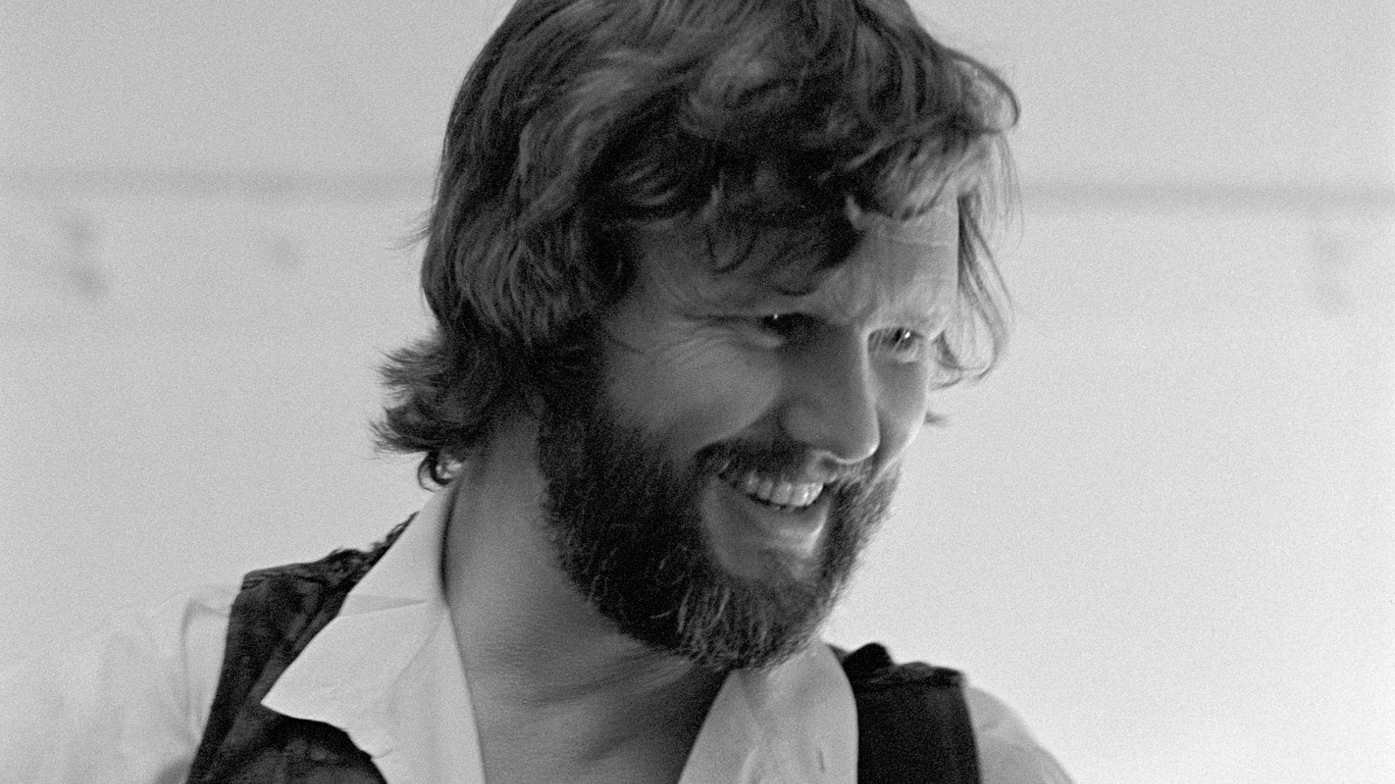 A “Profound Religious Experience” Led to This Massive Kris Kristofferson Hit