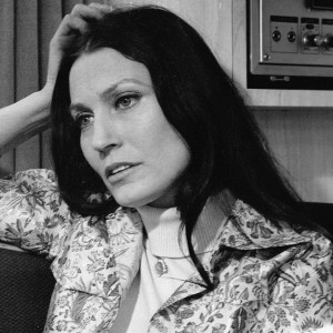 Loretta Lynn Didn’t Understand Why Radio Wouldn’t Play These 2 Songs