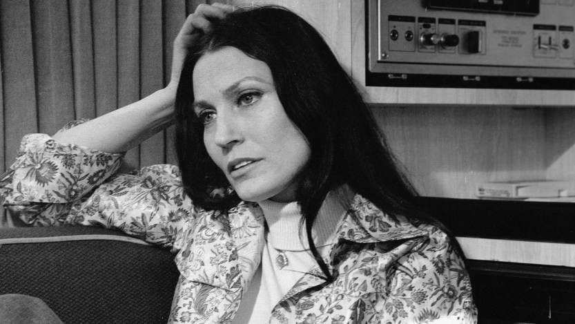 Loretta Lynn Didn’t Understand Why Radio Wouldn’t Play These 2 Songs