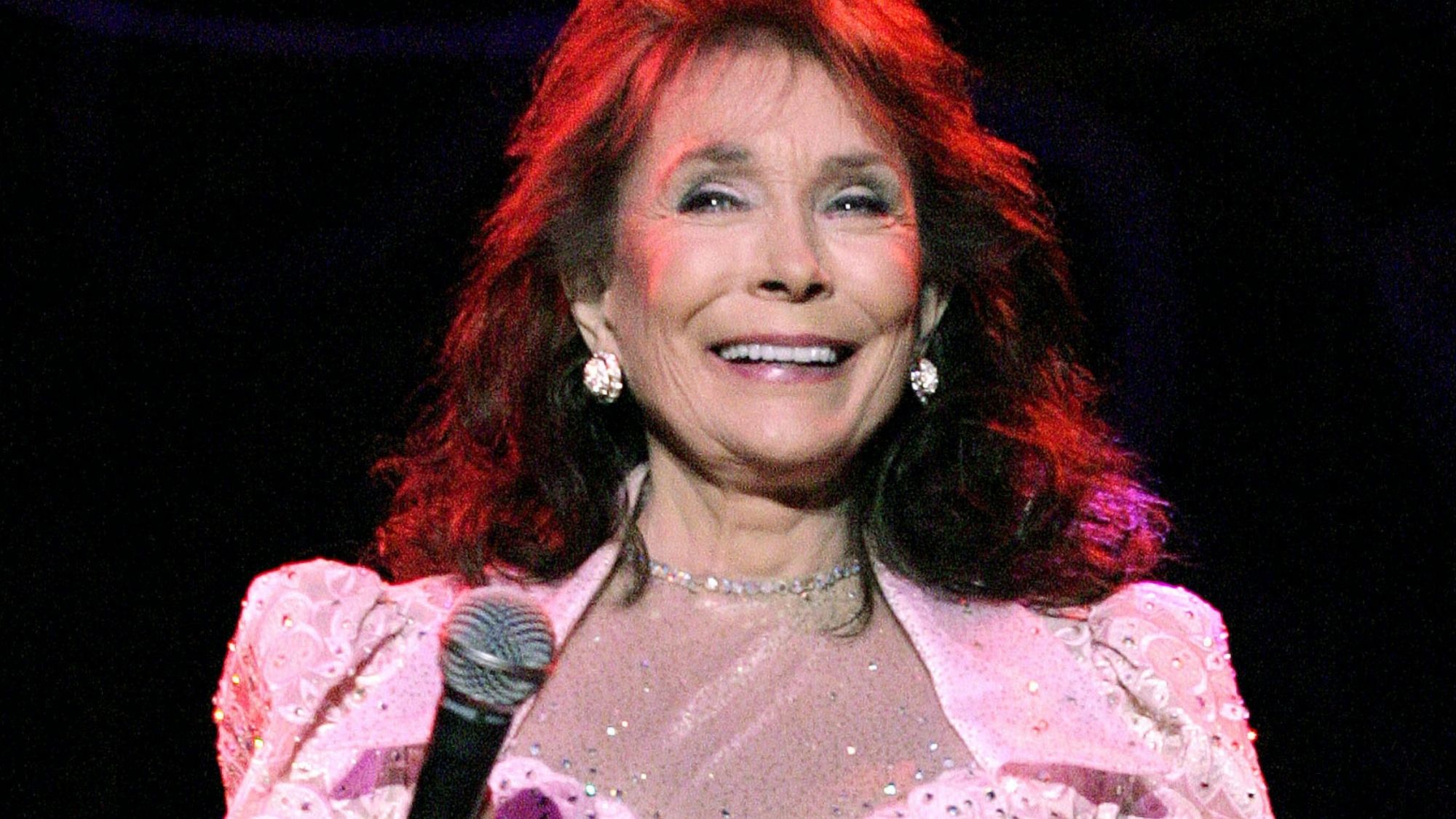 The Fake Love Affair That Inspired This Loretta Lynn Deep Cut (And the Rock ‘n’ Roller Who Revived It)