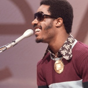 3 Rock Songs From 1973 That Every 70s Kid Can Still Sing Along to Today