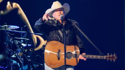 Alan Jackson Had an Important Message for Fans Attending Inaugural 5 O’Clock Somewhere Fest