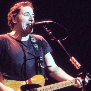 Remembering When Bruce Springsteen Delivered a Career-Defining Performance That Proved He Had International Appeal in 1975