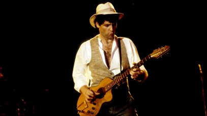 DEVORE, CA - May 30: Lindsey Buckingham performing with 'Fleetwood Mac' at The US Festival in Devore, California on May 30, 1983. (Photo by Larry Hulst/Michael Ochs Archives/Getty Images)