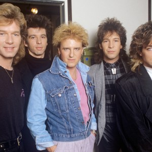 Glass Tiger (mit Sänger Alan Frew) on 27.11.1986 in München / Munich. (Photo by Fryderyk Gabowicz/picture alliance via Getty Images)