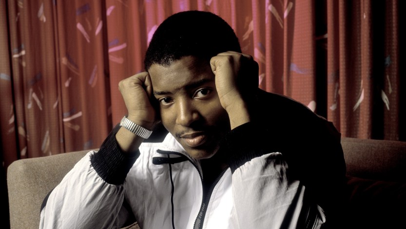 Portrait of American Hip-Hip and Rap performer Young MC (born Marvin Young) as he poses in the Downtown Holiday Inn, Chicago, Illinois, March 3, 1990. (Photo by Paul Natkin/Getty Images)