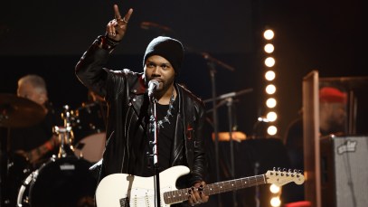 NEW YORK, NEW YORK - JUNE 03: Ayron Jones performs at the Fifth Annual LOVE ROCKS NYC Benefit Concert Livestream for God’s Love We Deliver at The Beacon Theatre on June 03, 2021 in New York City. (Photo by Jamie McCarthy/Getty Images for LOVE ROCKS NYC/God's Love We Deliver )