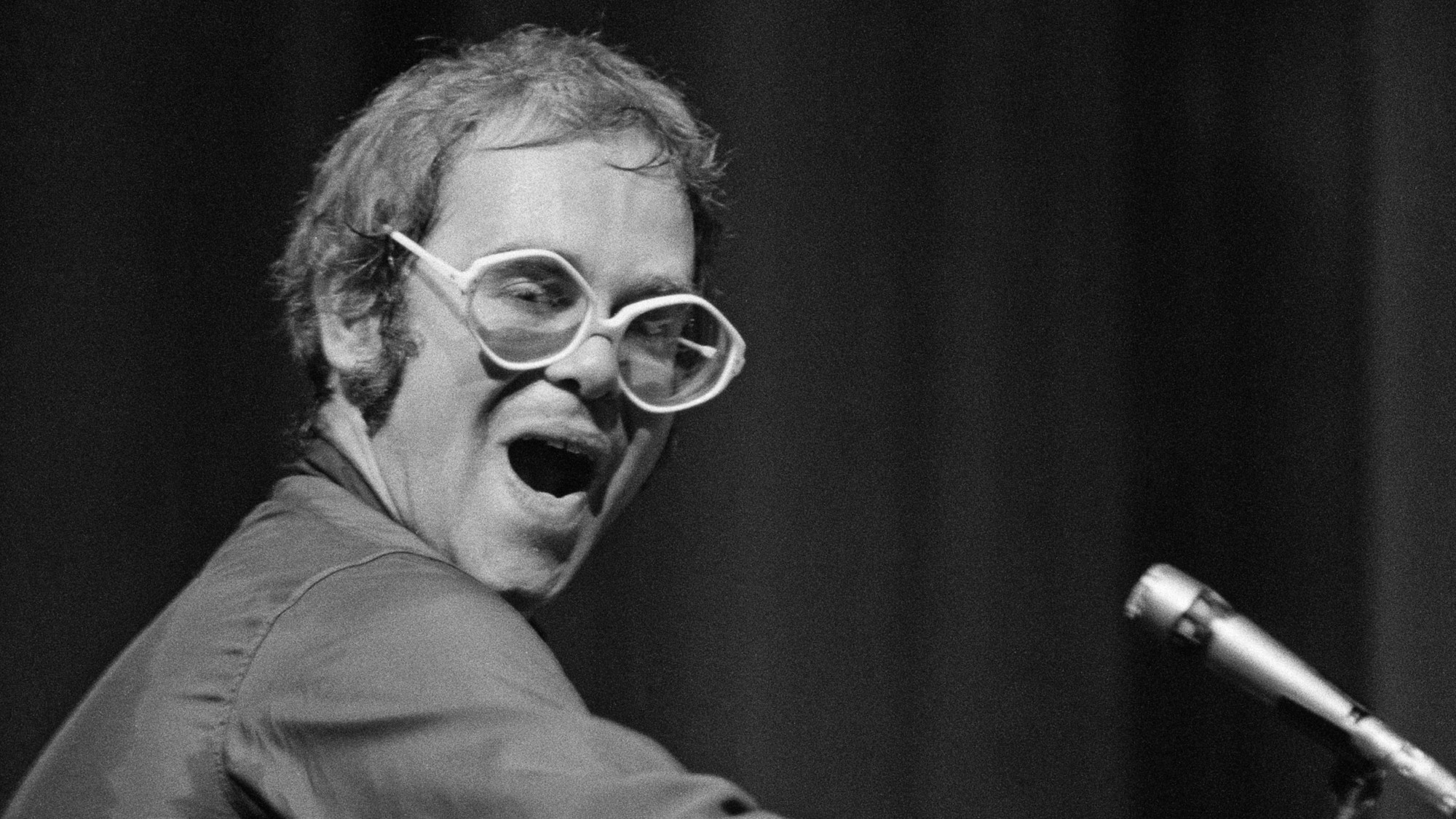 4 Songs From 1972 That Every Baby Boomer Knows by Heart
