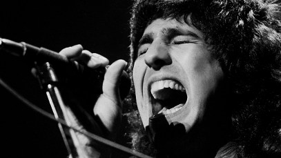 American Rock musician Robert Fleischman performs onstage at the Aragon Ballroom, Chicago, Illinois, April 26, 1979. (Photo by Paul Natkin/Getty Images)