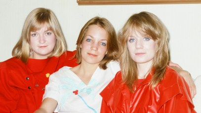 (MANDATORY CREDIT Koh Hasebe/Shinko Music/Getty Images) Tom Tom Club interviewed by Music Life magazine in a hotel room, April 1982, Tokyo, Japan. Tina Weymouth, Lani Weymouth, Laura Weymouth. (Photo by Koh Hasebe/Shinko Music/Getty Images)