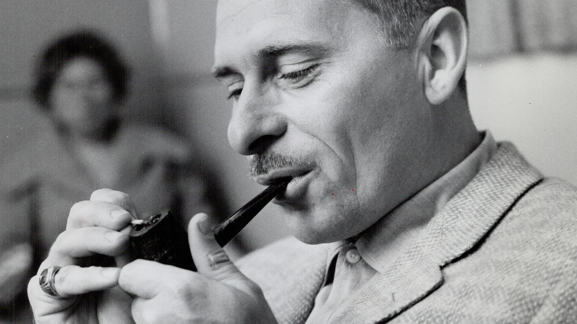 Born in Canada 104 Years Ago Today, the “World’s Funniest Storyteller” and Star of This Countrified CBS Variety Show