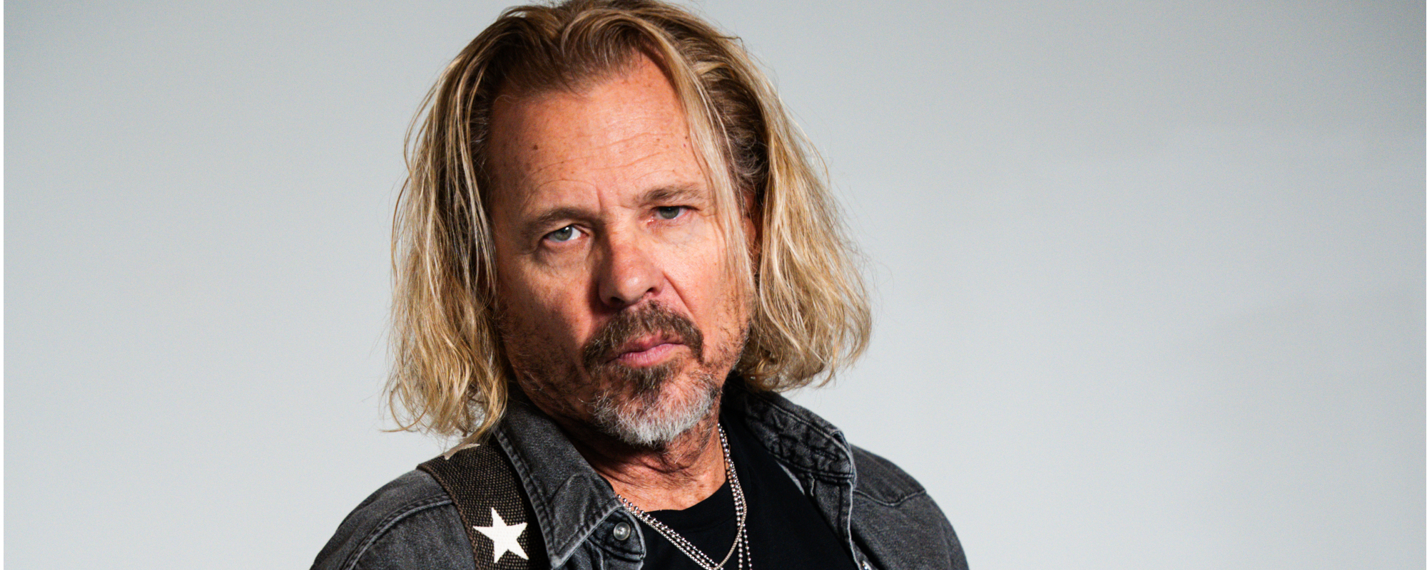 After 45 years, Jeffery Steele Says He’s Still Having Fun