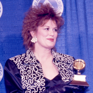 3 Forgotten 1990s Country Songs That Will Transport You Somewhere Else