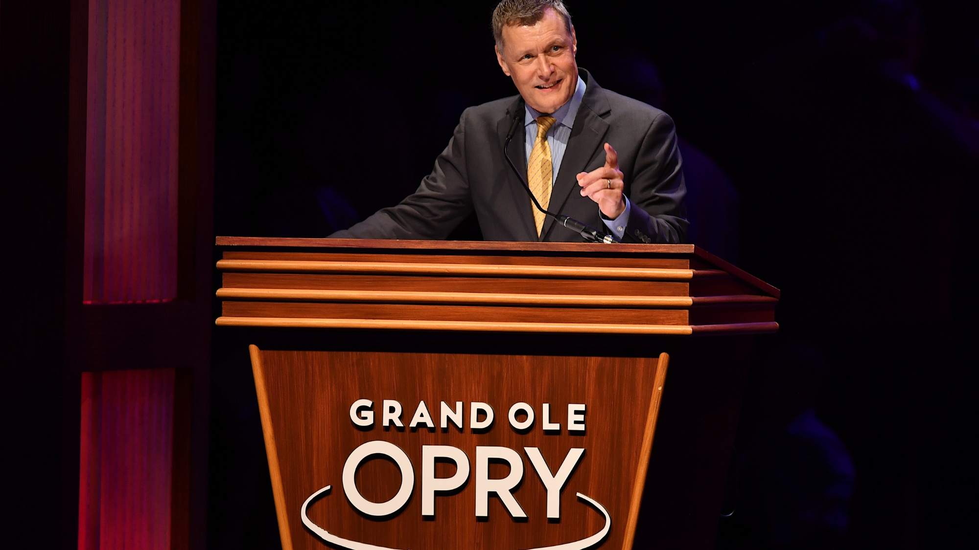Randy Travis, Dierks Bentley, and the Rest of Country Music Mourn the Heartbreaking Death of a Nashville Music Legend