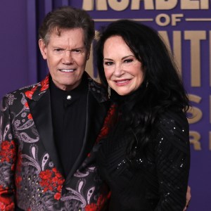 Mary Travis Gets Emotional Reflecting on Randy Travis’ Remarkable Journey: ”His Heart Is Still Gold”