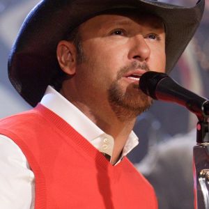 Tim McGraw performing in 2007