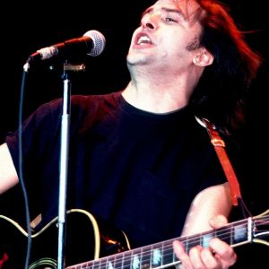 Steve Earle performing in 1986