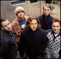 Pearl Jam Sound Off On “Backspacer”