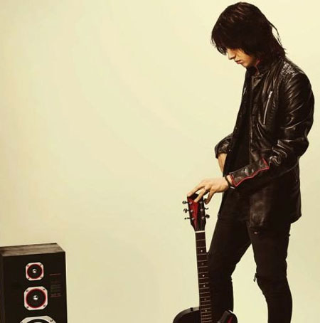Drinks With: Julian Casablancas Drinks With: Julian Casablancas