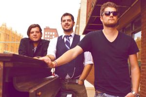 Hey Monea! Earn Opportunity To Open For Bruce Springsteen In London