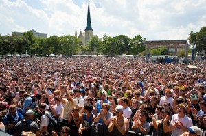 One-Sentence Previews of Five Pitchfork Artists