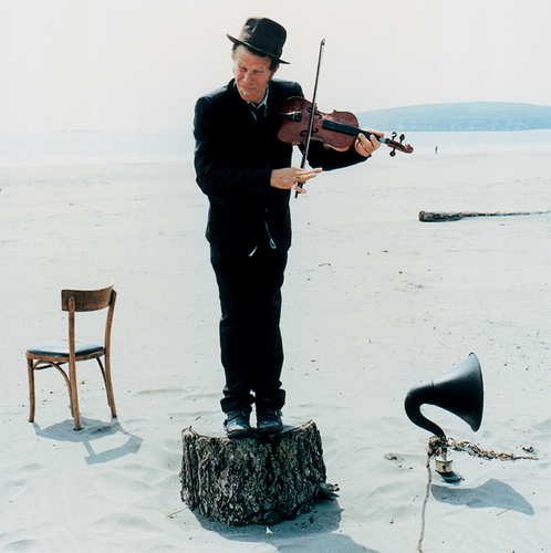 Tom waits